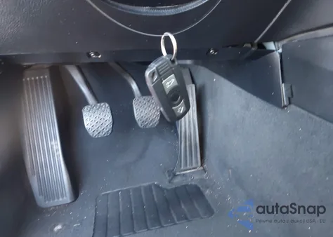 2009 BMW 328I z USA, uszkodzony, nr VIN WBAPH735X9A170765